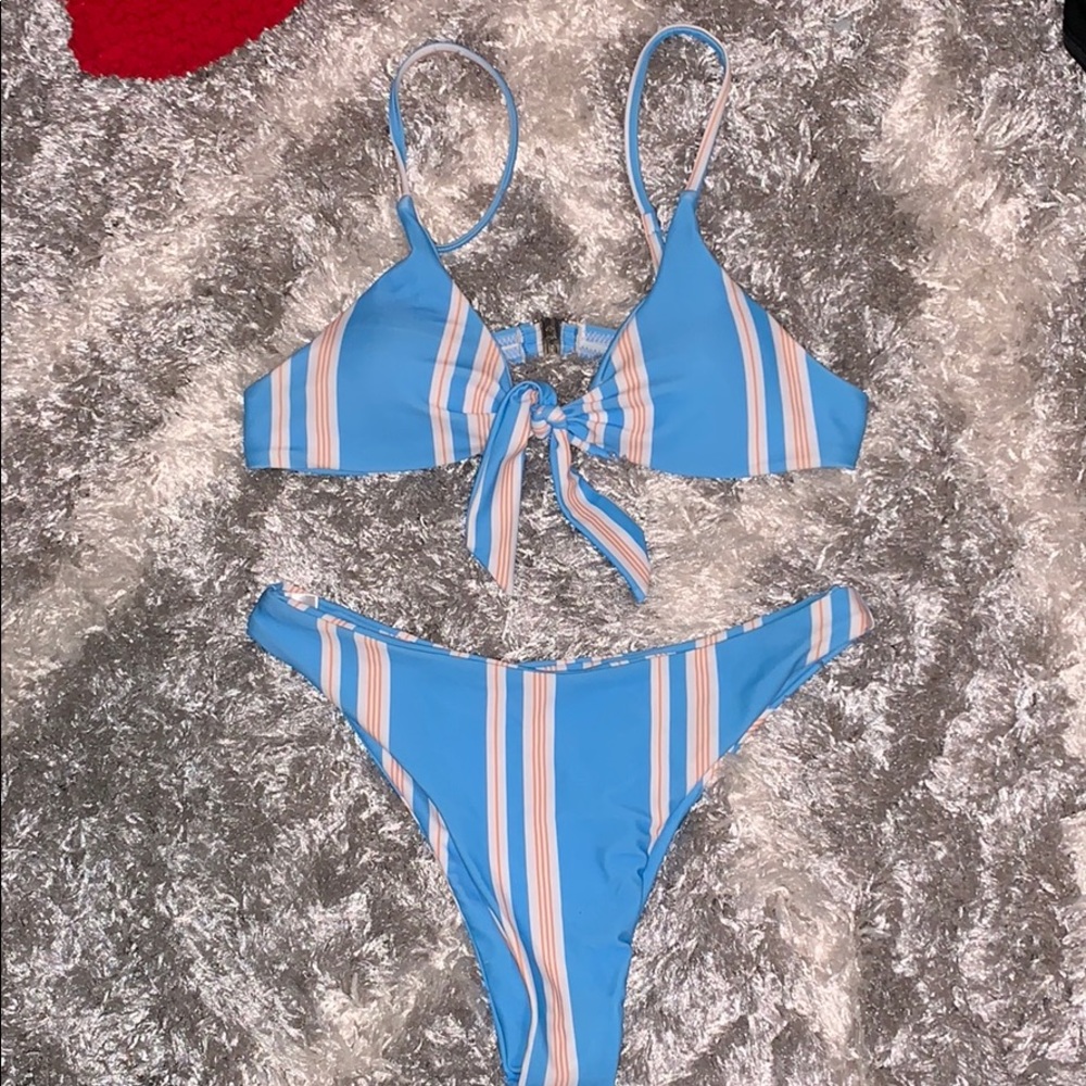 Bathing suit